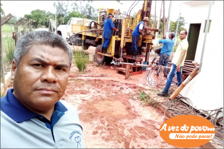 Prrefeitura realiza manutenção em poço no Torre de Pedra Prrefeitura realiza manutenção em poço no Torre de Pedra