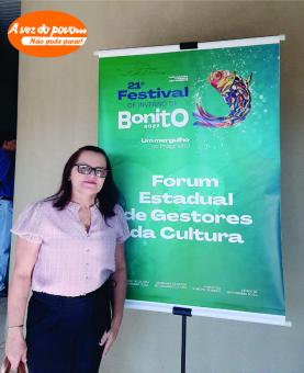 Secretária de Educação participa de fórum em Bonito