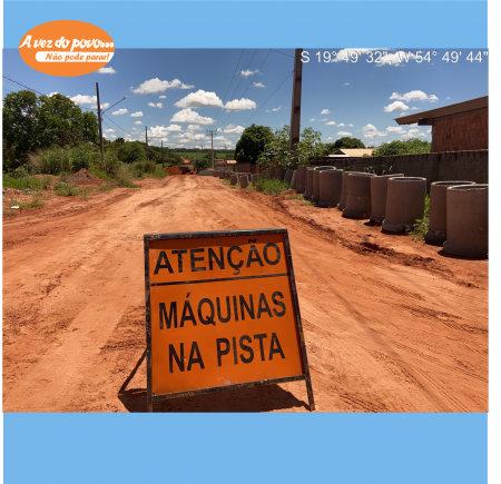 Pavimentação e drenagem da Rua Paraná.