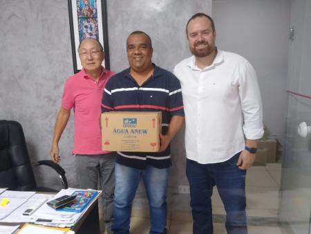 Prefeito Barrinha recebe representantes do Grupo Anew