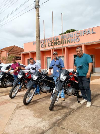 Município de Corguinho adquire quatro motos novas para agentes de saúde rurais com recursos próprios