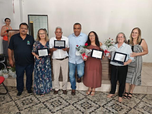 Corguinho homenageia professores que marcaram a história da educação no município